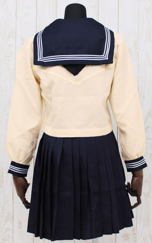 ��{�t�������w�Z�̃Z�[���[���i�~���j�@�l